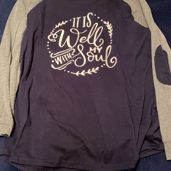 Clothes - Picture 4 of 7